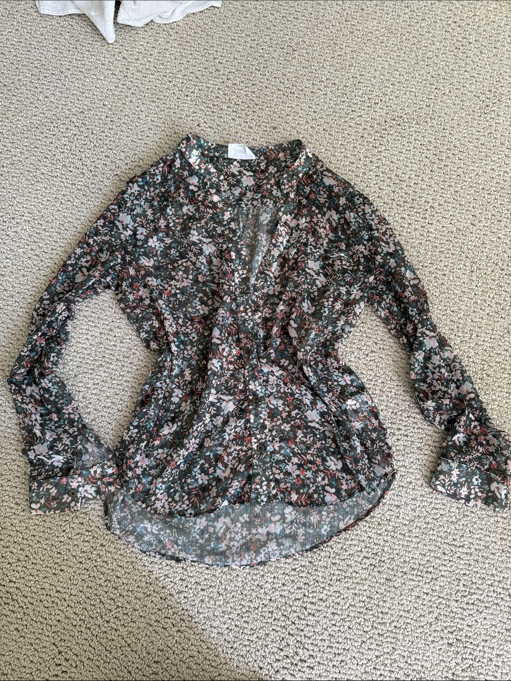 Sheer Floral V-Neck Blouse in Dark Green